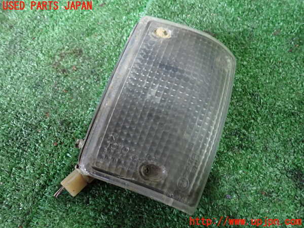 5UPJ-38621150]ランクル60系(HJ61V(改))右コーナーランプ 中古_m0001.jpg