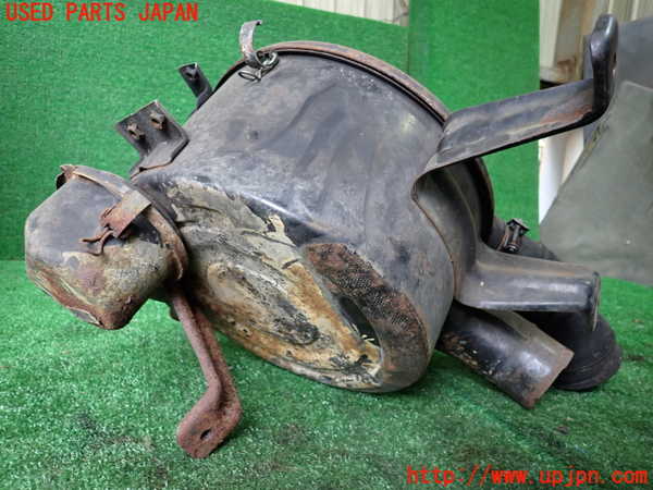 1UPJ-38622560]ランクル60系(HJ61V(改))エアクリーナーボックス 【ジャンク】_m0002.jpg