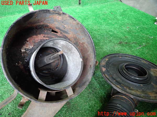 1UPJ-38622560]ランクル60系(HJ61V(改))エアクリーナーボックス 【ジャンク】_m0003.jpg