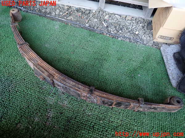 1UPJ-38625100]ランクル60系(HJ61V(改))右リアスプリング (リーフスプリング) 中古_m0002.jpg