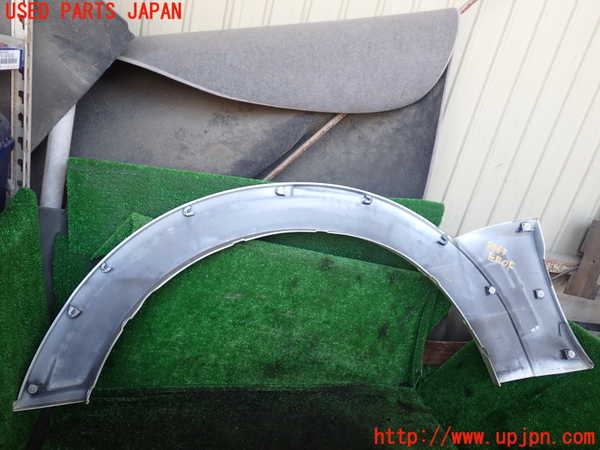 1UPJ-38631446]パジェロ(V88W)左後オーバーフェンダー ジャンク 中古_m0004.jpg