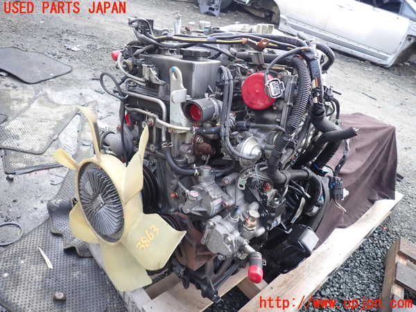 1UPJ-38632010]パジェロ(V88W)エンジン 4M41 4WD 中古_m0001.jpg