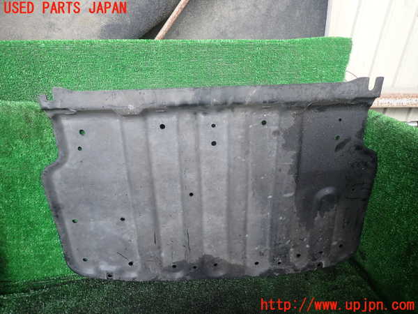 1UPJ-38631721]パジェロ(V88W)アンダーカバー1 中古_m0002.jpg