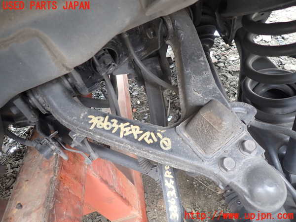 1UPJ-38635156]パジェロ(V88W)左リアアッパーアーム1 中古_m0001.jpg