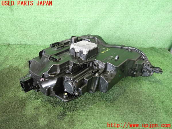 2UPJ-38651130]アウディ・A3 スポーツバック(GYDLA)右ヘッドライト HID 中古_m0003.jpg
