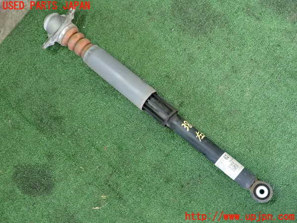2UPJ-38655075]アウディ・A3 スポーツバック(GYDLA)左リアショックアブソーバー 中古_m0001.jpg