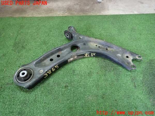 2UPJ-38655176]アウディ・A3 スポーツバック(GYDLA)右フロントロアアーム1 中古_m0001.jpg