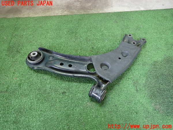 2UPJ-38655176]アウディ・A3 スポーツバック(GYDLA)右フロントロアアーム1 中古_m0002.jpg