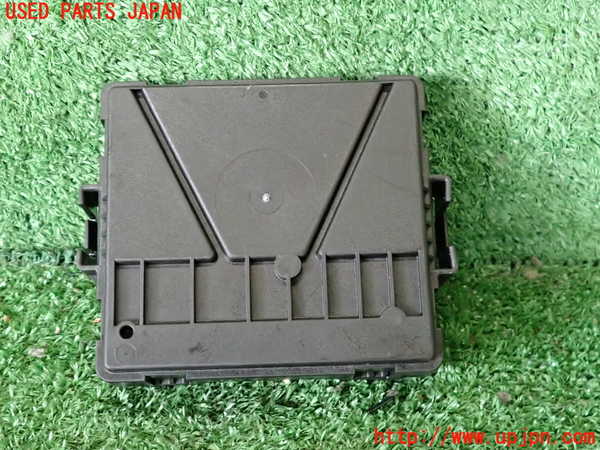 2UPJ-38656154]アウディ・A3 スポーツバック(GYDLA)コンピューター9 中古 5WA907338B_m0002.jpg