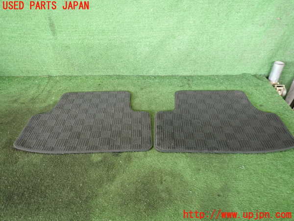 2UPJ-38657800]アウディ・A3 スポーツバック(GYDLA)フロアマット 中古_m0003.jpg
