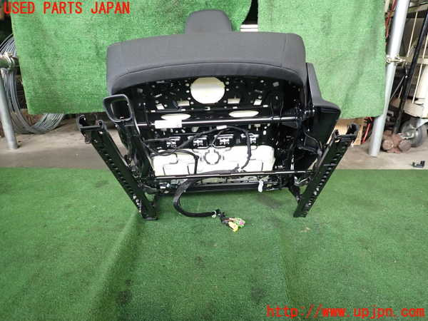 2UPJ-38657065]アウディ・A3 スポーツバック(GYDLA)助手席シート 中古_m0004.jpg