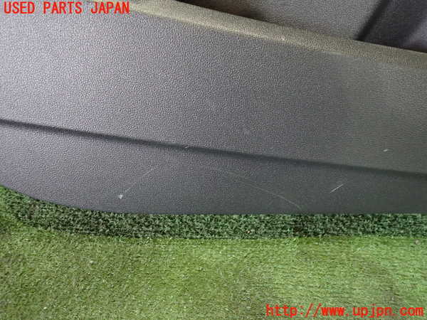 2UPJ-38651264]アウディ・A3 スポーツバック(GYDLA)左前ドア内張り ジャンク_m0003.jpg