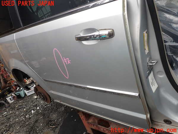 1UPJ-38661290]クライスラー・グランドボイジャー(RT38)右後ドア 中古(43R-001385)_m0002.jpg