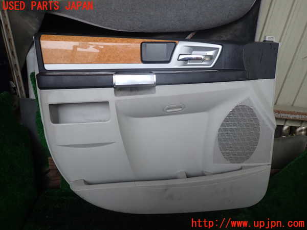 1UPJ-38661264]クライスラー・グランドボイジャー(RT38)左前ドア内張り 中古_m0001.jpg