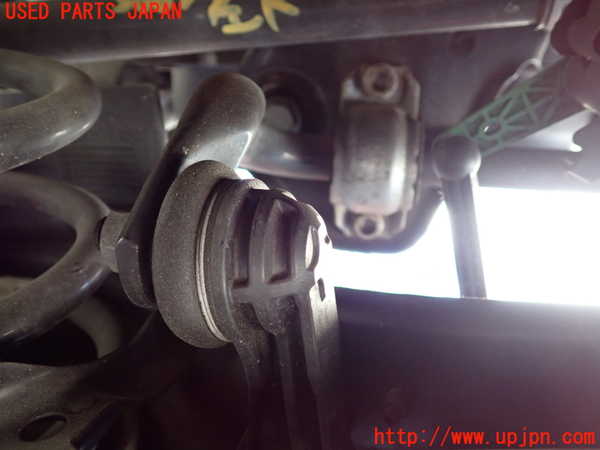 1UPJ-38695445]アウディ・S3 セダン(8VDJHL)リアスタビライザー 中古_m0002.jpg