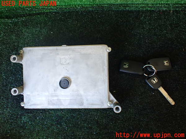1UPJ-38706110]ステップワゴン(RK1)エンジンコンピューター 中古_m0004.jpg
