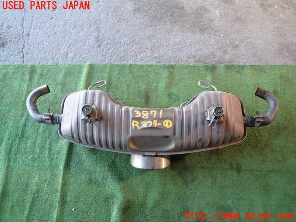1UPJ-38712671]ポルシェ・ボクスター(98623)リアマフラー1 中古_m0001.jpg