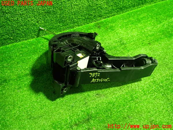 1UPJ-38727555]ヴォクシー(ノア)(ZRR80G)ATシフトレバー 中古_m0002.jpg