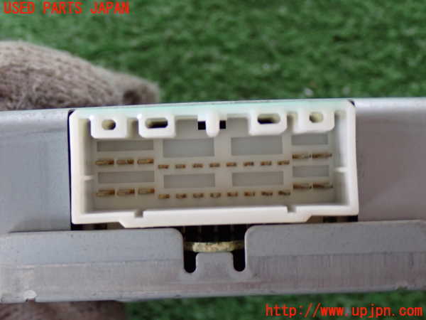 2UPJ-38746146]ハイラックスサーフ(RZN185W)コンピューター1 中古_m0002.jpg