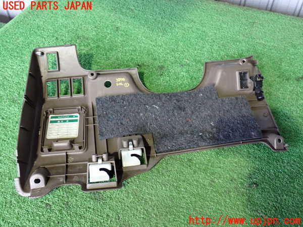 2UPJ-38747691]ハイラックスサーフ(RZN185W)内装トリム類1 中古_m0005.jpg