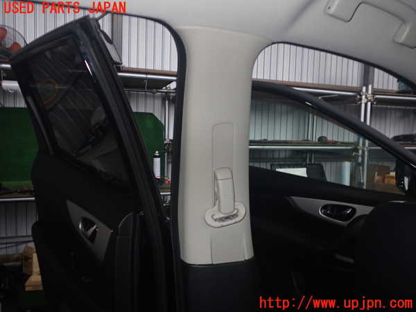 2UPJ-38757670]エクストレイル ハイブリッド(HNT32)左センターピラートリム 中古_m0002.jpg