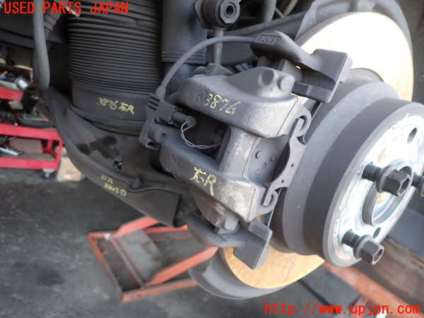 2UPJ-38764090]ベンツ E220 d(BlueTEC) ステーションワゴン S212(212201C)右リアキャリパー 中古_m0001.jpg