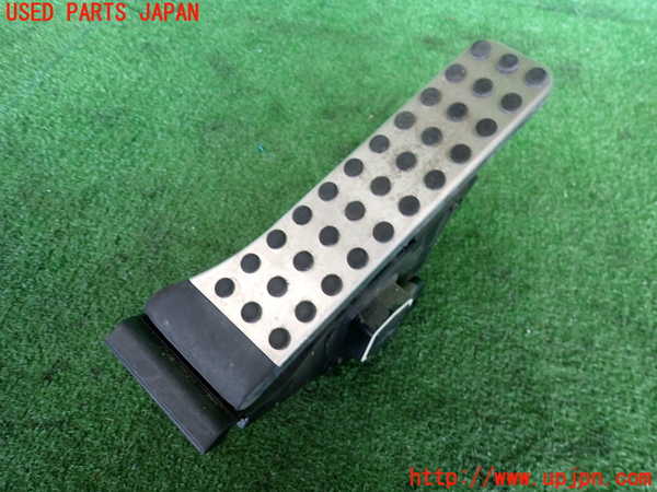 2UPJ-38766381]ベンツ E220 d(BlueTEC) ステーションワゴン S212(212201C)センサー1(アクセルペダル) 中古_m0001.jpg