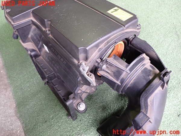 2UPJ-38782560]ベンツ SLK200 コンプレッサー(171445)エアクリーナーボックス 中古 (R171)_m0002.jpg