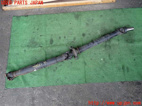 2UPJ-38803410]クラウン エステート(JZS171W)リアプロペラシャフト 中古_m0001.jpg