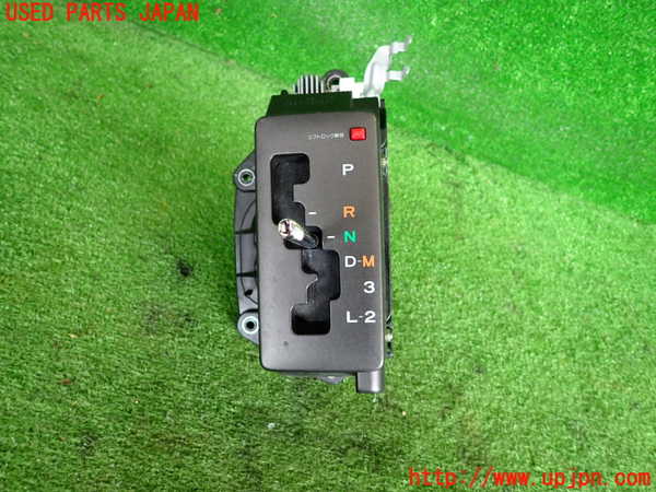 2UPJ-38807555]クラウン エステート(JZS171W)ATシフトレバー 中古_m0001.jpg