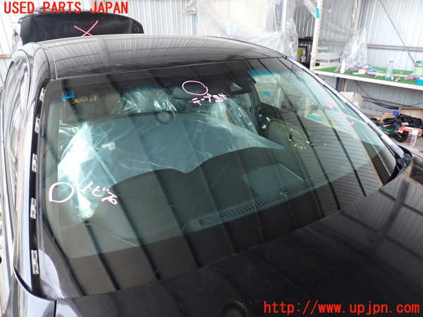 2UPJ-38811195]クラウン アスリート(GRS211)フロントガラス (M814) 中古_m0001.jpg