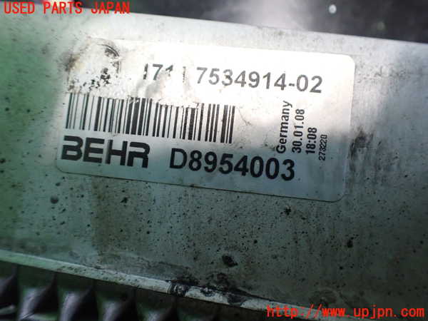 2UPJ-38832321]BMW 525i ツーリング(PU25)(E61)ラジエーター1 中古_m0003.jpg