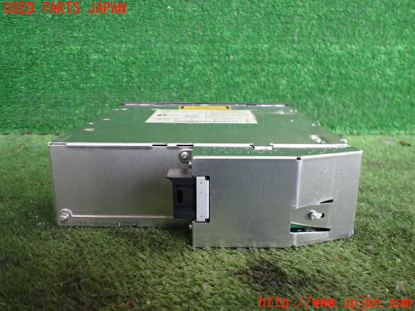 2UPJ-38836505]BMW 525i ツーリング(PU25)(E61)CDチェンジャー 中古_m0002.jpg