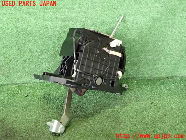 2UPJ-38847555]クラウン ロイヤル(GRS180)ATシフトレバー 中古_m0002.jpg