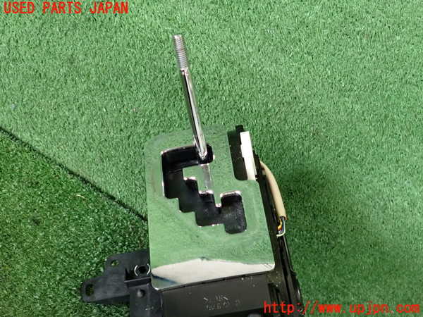 2UPJ-38847555]クラウン ロイヤル(GRS180)ATシフトレバー 中古_m0003.jpg