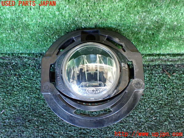 1UPJ-38851180]ジープ・グランドチェロキー(WK36TA)右フォグ 中古_m0001.jpg