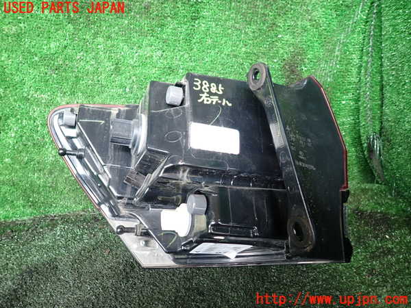 1UPJ-38851530]ジープ・グランドチェロキー(WK36TA)右テールランプ 中古_m0002.jpg