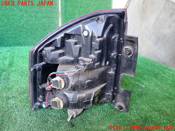 1UPJ-38891530]ジープ・コンパス(MK4924)右テールランプ 中古_m0002.jpg