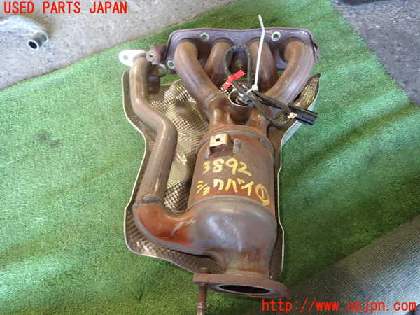 1UPJ-38922661]レクサス・ES300h(AXZH11)触媒1 中古_m0001.jpg