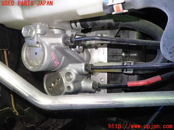 1UPJ-38924050]レクサス・ES300h(AXZH11)ブレーキマスターシリンダー 中古_m0003.jpg
