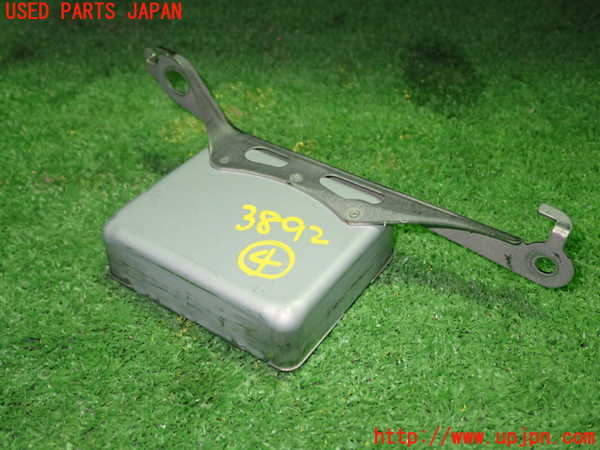 1UPJ-38926149]レクサス・ES300h(AXZH11)コンピューター4 中古 88572-33041_m0003.jpg