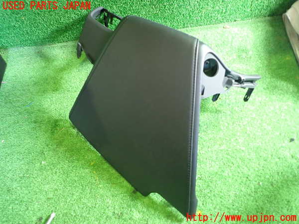 1UPJ-38927510]レクサス・ES300h(AXZH11)メーターフード 中古_m0003.jpg