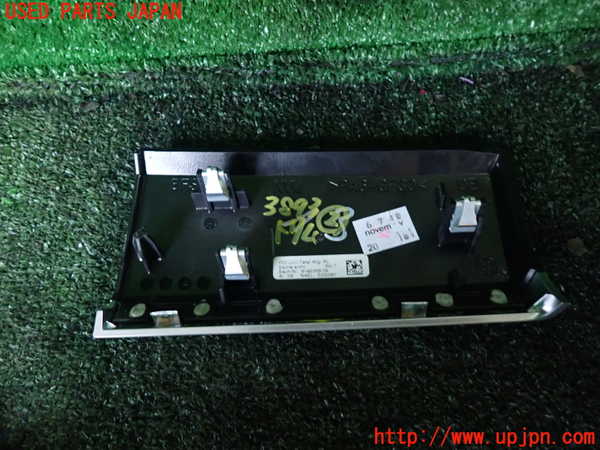 1UPJ-38937692]BMW 740i(KA30)(F01)内装トリム類2 中古_m0002.jpg