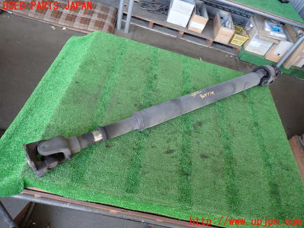 2UPJ-38963410]ハイラックスサーフ(RZN185W)リアプロペラシャフト 中古_m0001.jpg