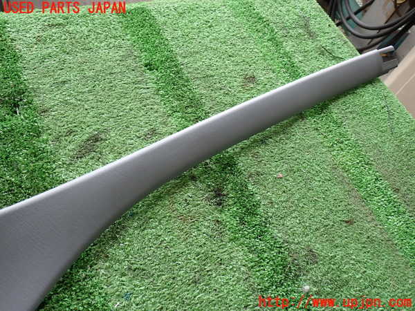 2UPJ-38967655]ハイラックスサーフ(RZN185W)右フロントピラートリム 中古_m0003.jpg