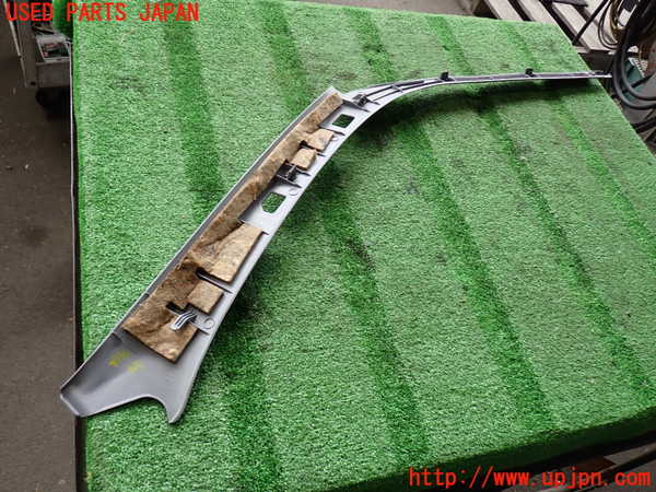 2UPJ-38967660]ハイラックスサーフ(RZN185W)左フロントピラートリム 中古_m0004.jpg