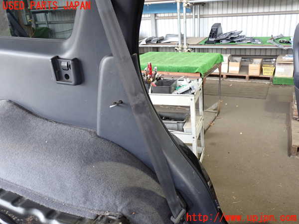 2UPJ-38967185]ハイラックスサーフ(RZN185W)左2列目シートベルト 中古_m0001.jpg