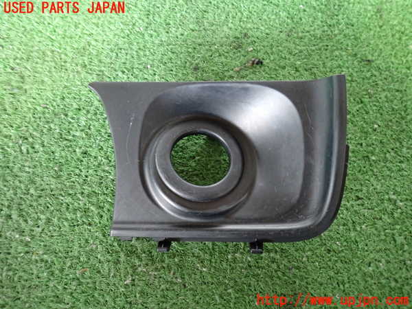 2UPJ-38967693]ハイラックスサーフ(RZN185W)内装トリム類3 中古_m0001.jpg