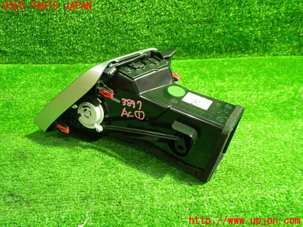 1UPJ-38977526]CX-60(KH3R3P)エアコン吹き出し口1 (右) 中古_m0003.jpg