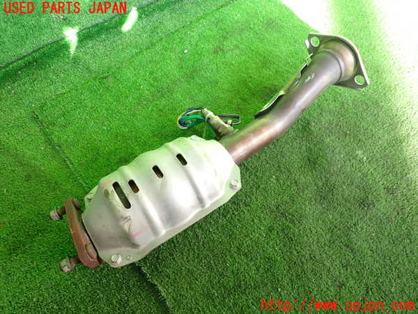 2UPJ-39002661]ヴェゼル ハイブリッド(e：HEV)(RV5)触媒1 中古_m0002.jpg
